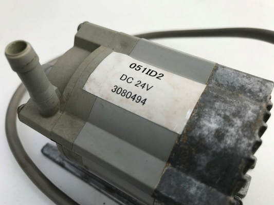 Çin Fuji Frontier 330 340 Minilab Yedek Parça Su Pompası 24V DC 051ID2 3080494 Çalışan bir 340'dan Tedarikçi