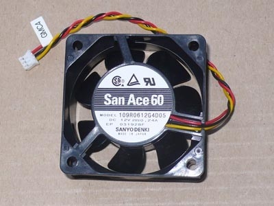 Çin 19C1058390 19C1058390A fan 12 V DC için Fuji Frontier 550/570 Minilab Yedek Parça 6x6x2,5 cm Tedarikçi