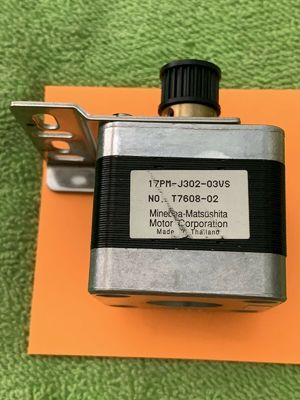 I023045 I023045-00 Motor Noritsu 35 Minilab Yedek Parça 17PM-J302-03VS Minebea Matsushita Tedarikçi